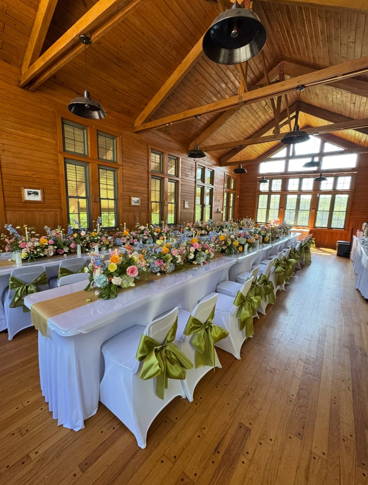 📍The Tea Room . . . 💐Here is... - Standing Stone State Park | Facebook