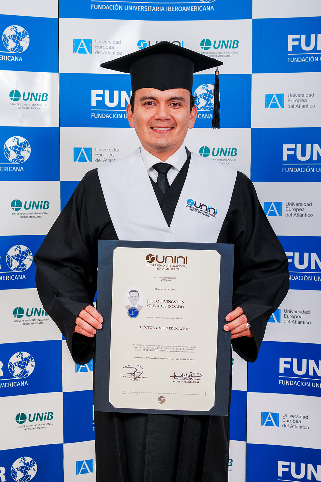 FUNIBER - 🙌🎓 ¡Hoy celebramos un logro que inspira! Felicitamos a Justo ...