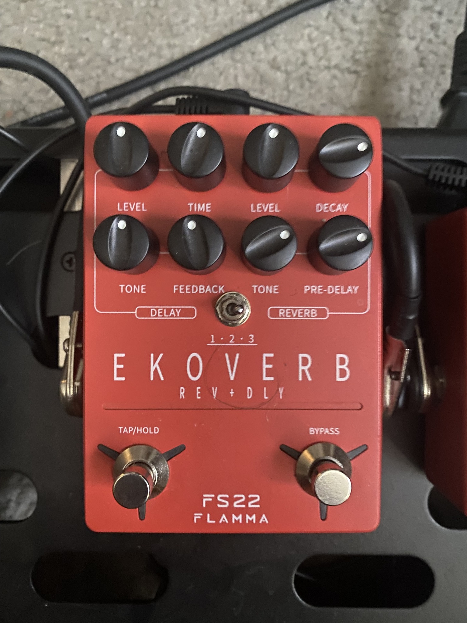 Has anyone used the Ekoverb FS22 Flamma delay-reverb pedal?