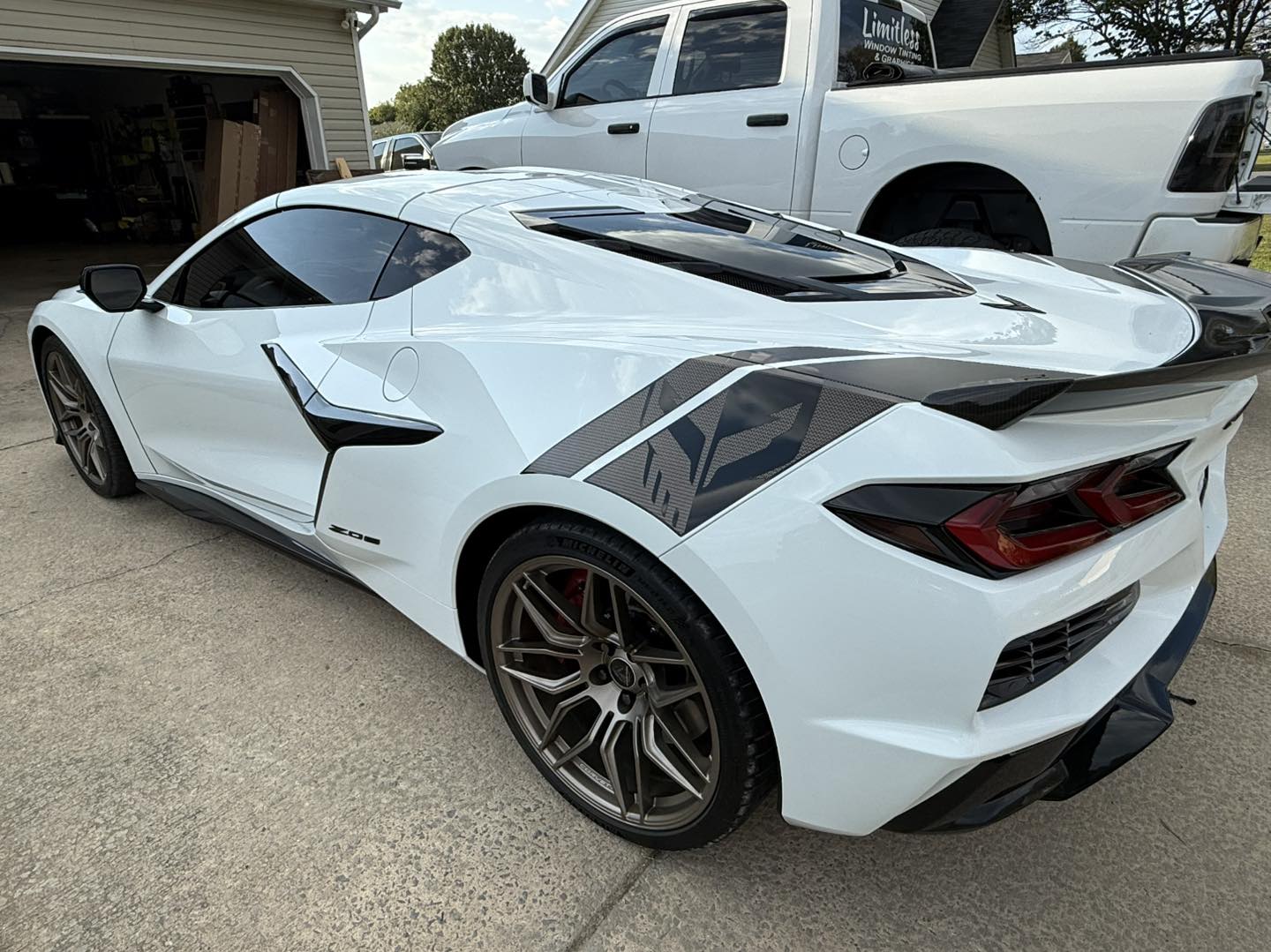 Limitless Window... - Limitless Window Tinting & Graphics