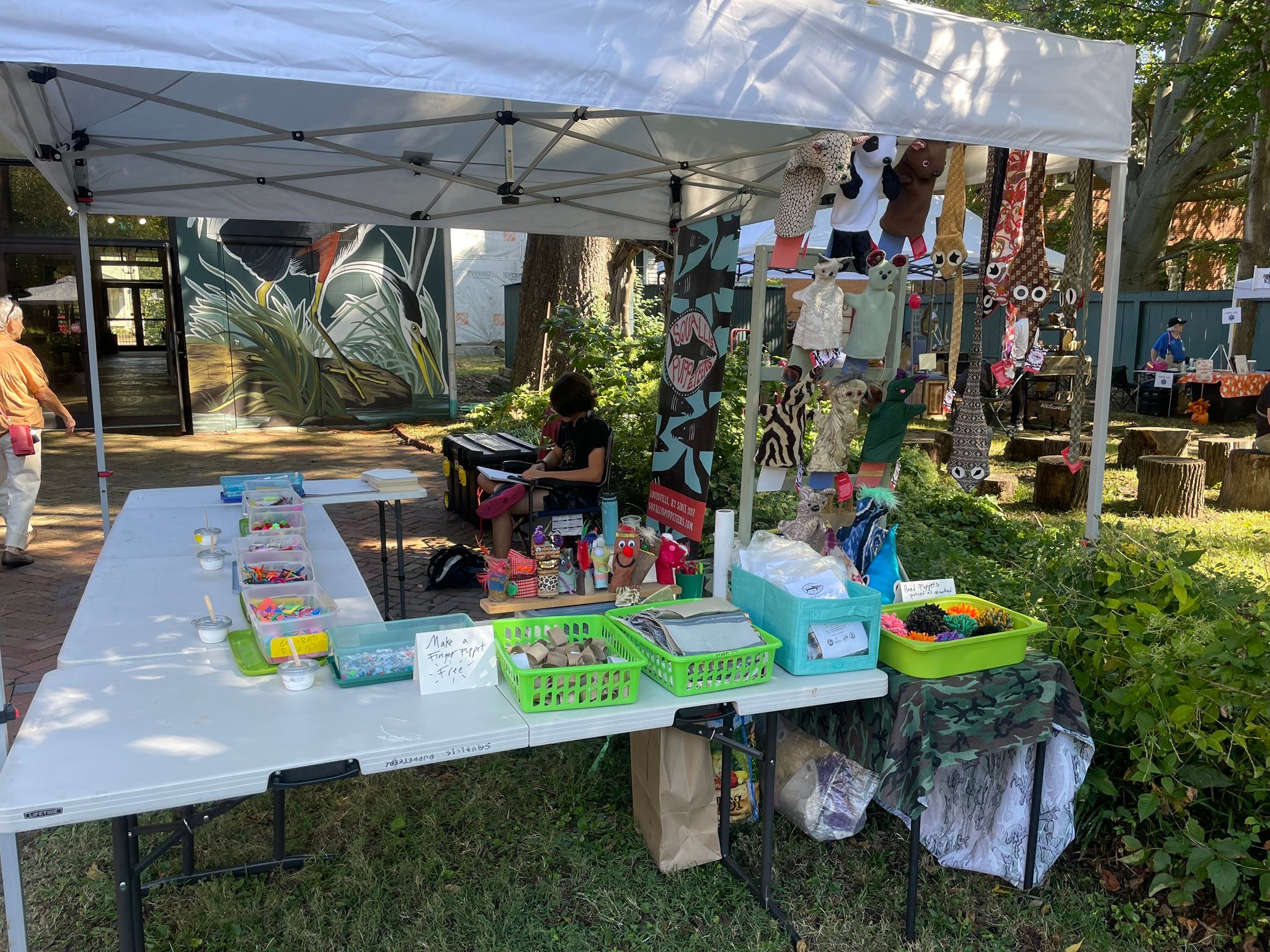 Squallis Puppeteers | Louisville KY