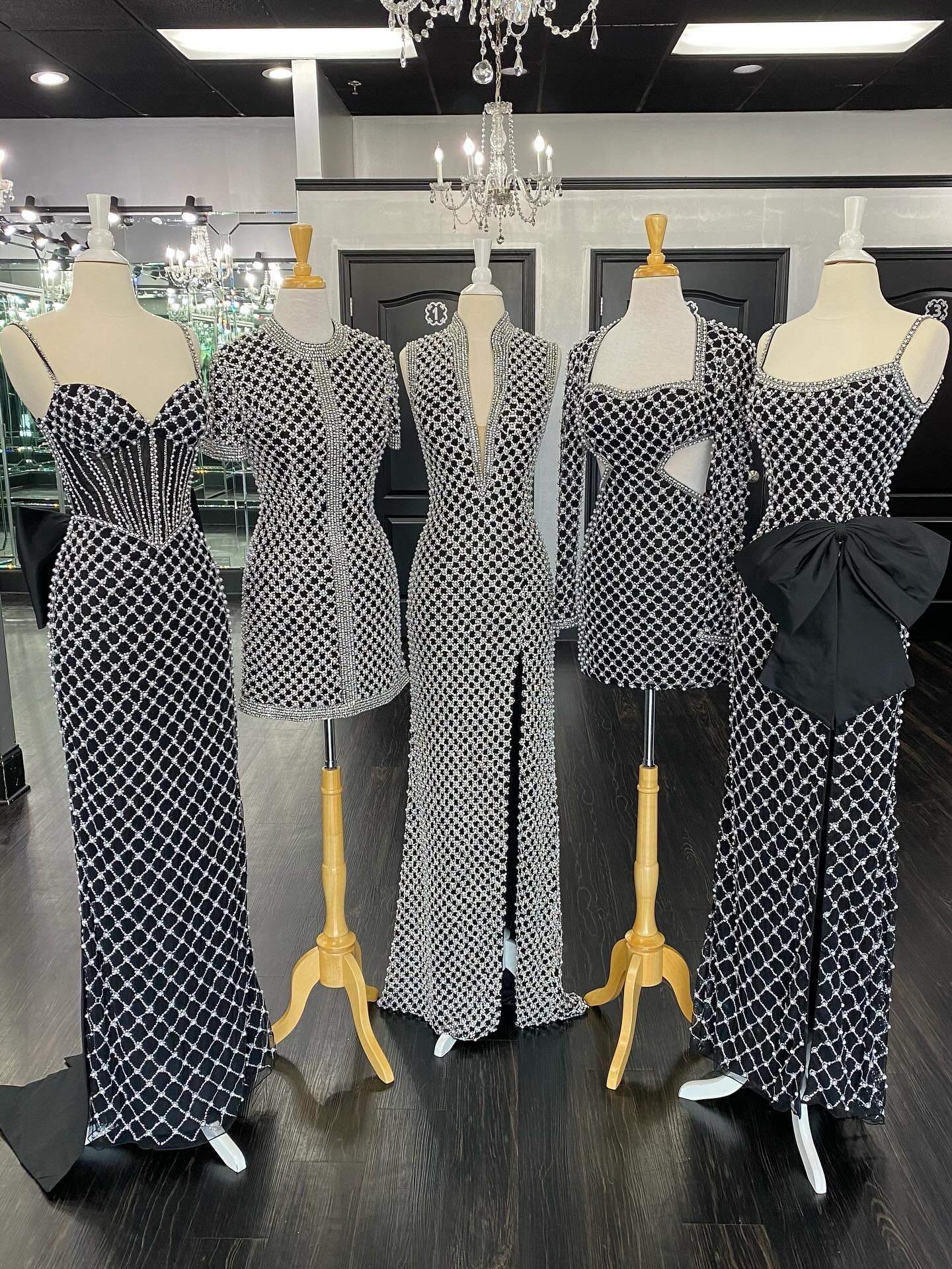 Pearls are a classic!🤍✨ Shop prom and pageants at our 3 locations! Need information on gowns? CALL US! ⬇️ Columbus, GA (706) 596-2003 Dublin, GA (478) 205-5033 Eufaula, AL (334) 687- 6871