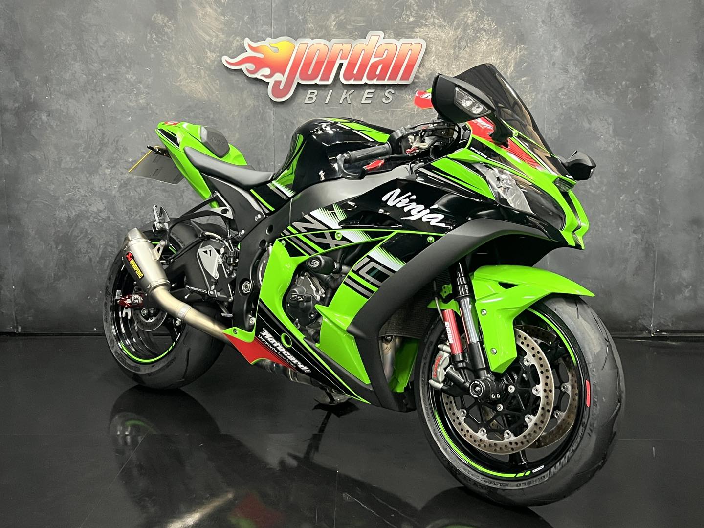 Just Arrived‼️ Kawasaki ZX10R KRT 2017/17 plate 12799 miles from