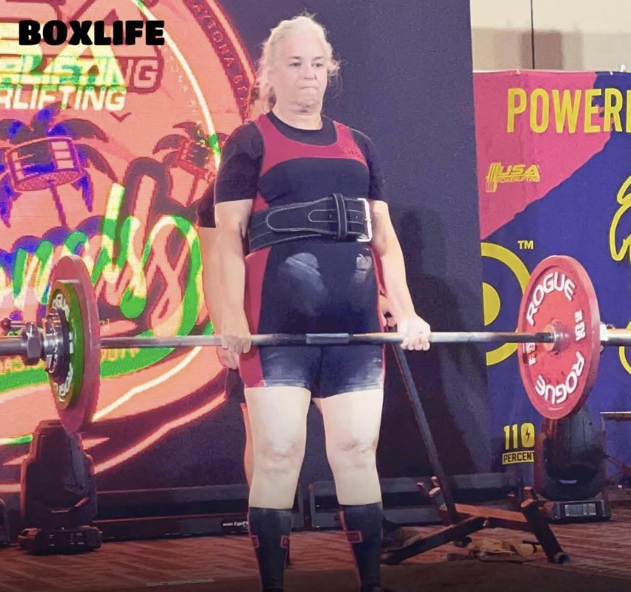 Tập - 🏋️‍♀️ Ở tuổi 75, Kate Evert chứng minh rằng sức mạnh không hề có ...