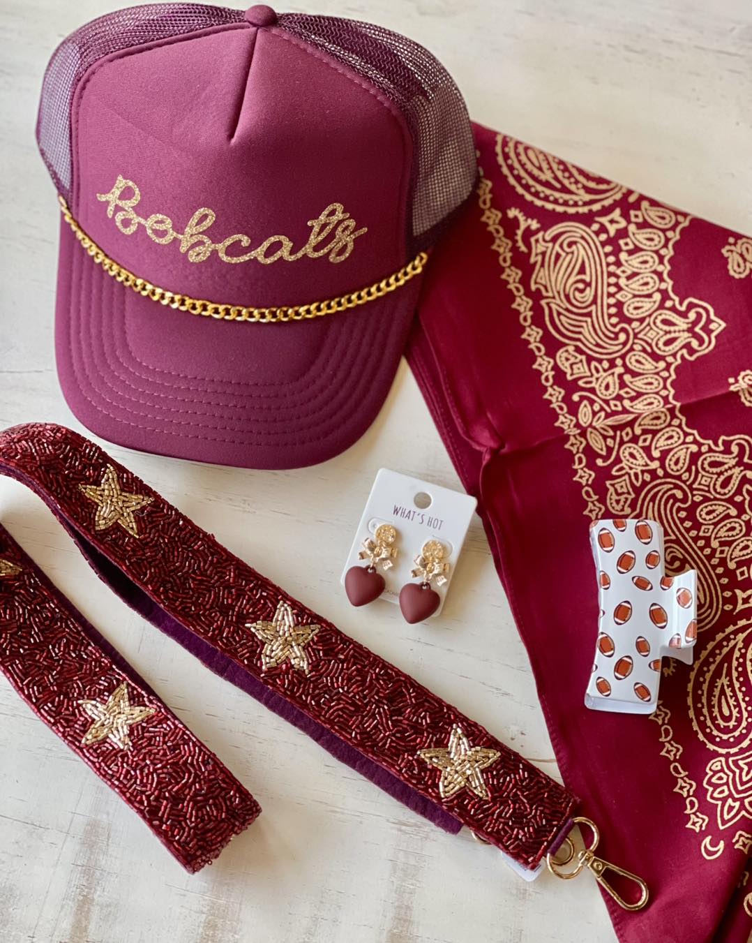 Eat ‘em cup, cats!!! It’s... - Two P's & Calli's Boutique | Facebook