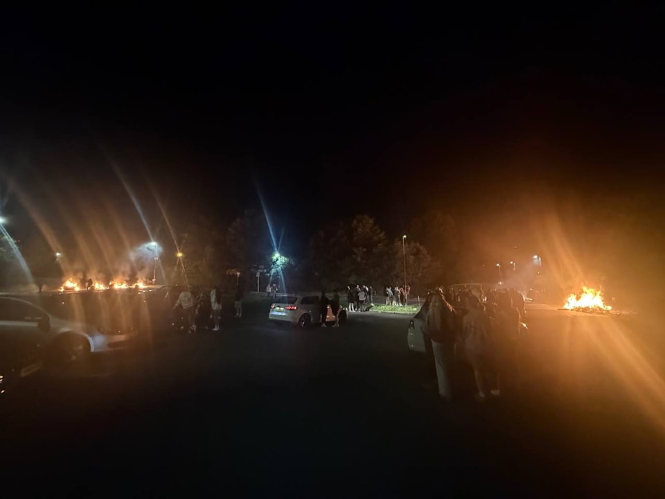 Cop/Vosa - Current scenes in tullyally after already painting the cop ...