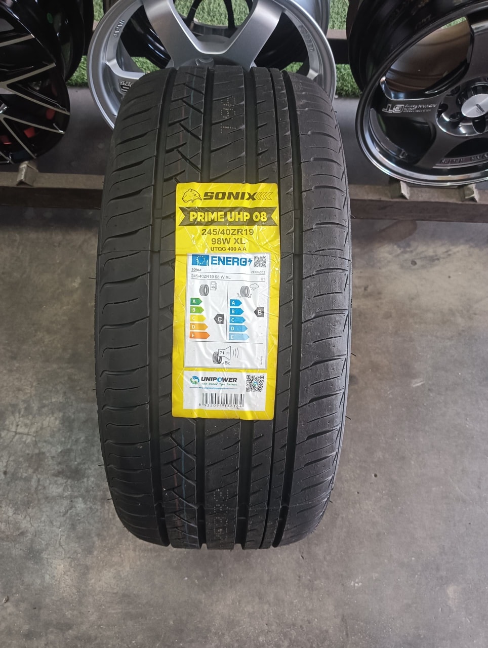 SONIX PRIME UHP 08 245/40R19 Tq support 💪💪💪😊☺☺ new rim