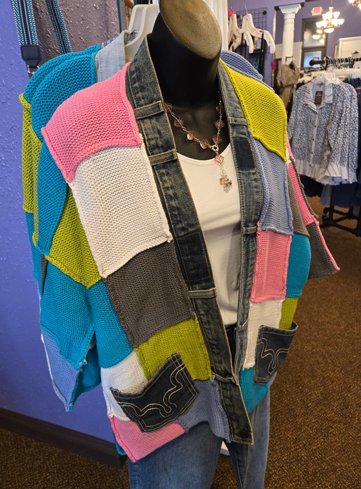 Lilian's♡select shop It's Saturday!!! TIME TO SHOP!! Lillians is Open 10-4!!💜💜💜