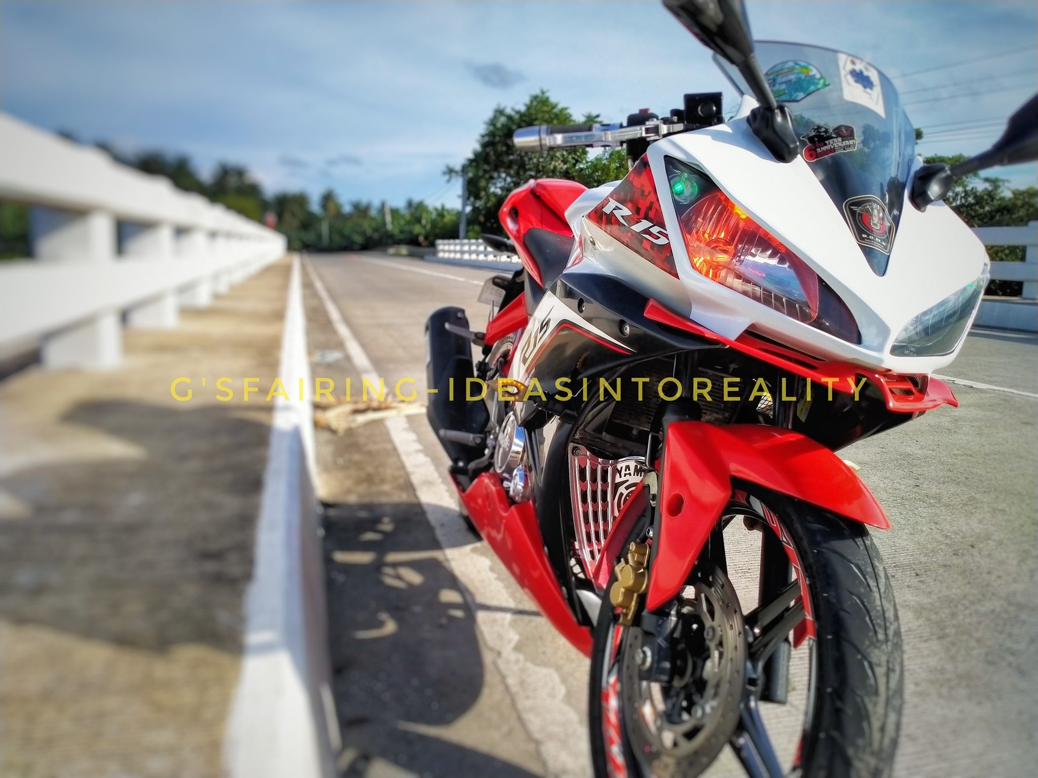 Complete set of yamaha R15v2 body kits... - G's Fairing Ideas