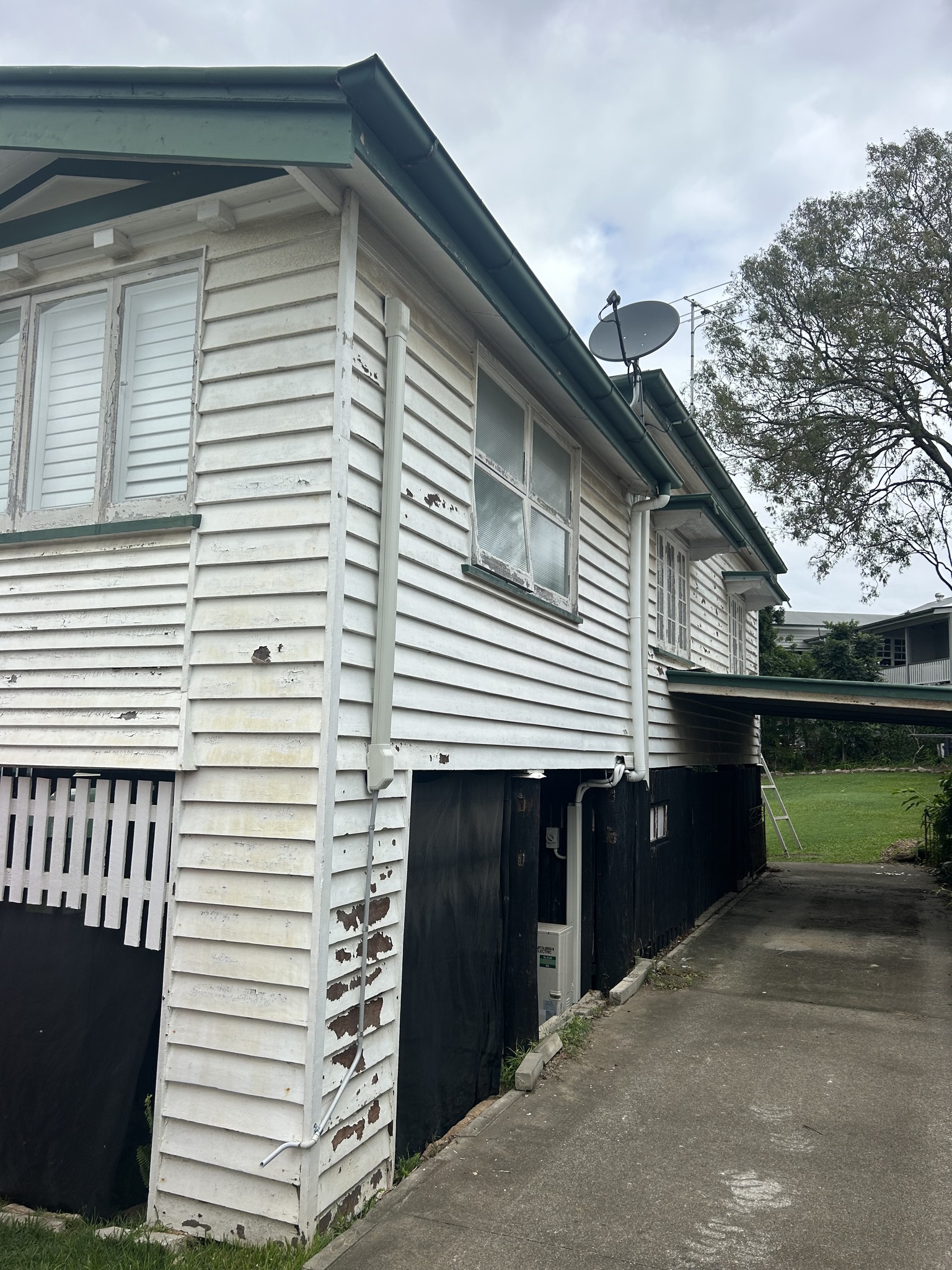 Luke Redpath Building Services Pty Ltd