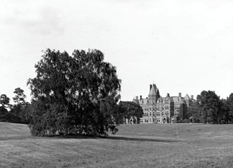 Hudson - Picture of the Hudson River State Hospital, completed in 1871 ...