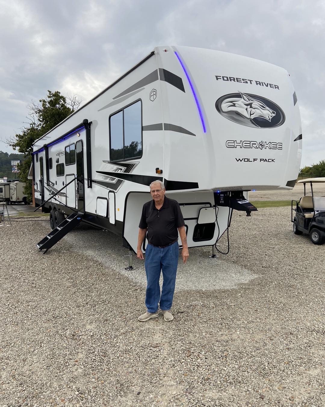 Summit - Congratulations to Mr. Fields on his new Forest River Cherokee ...