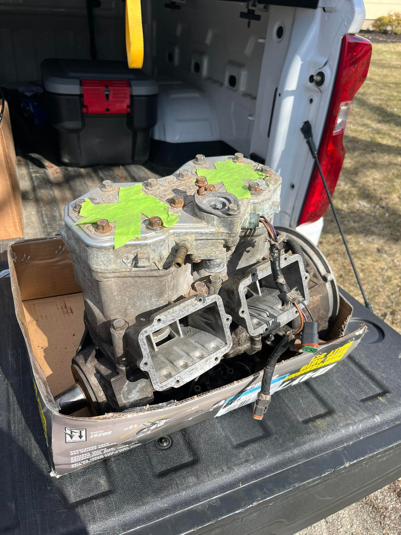 Ski doo 600 ho engine. Good compression engine only. $500 hmu if
