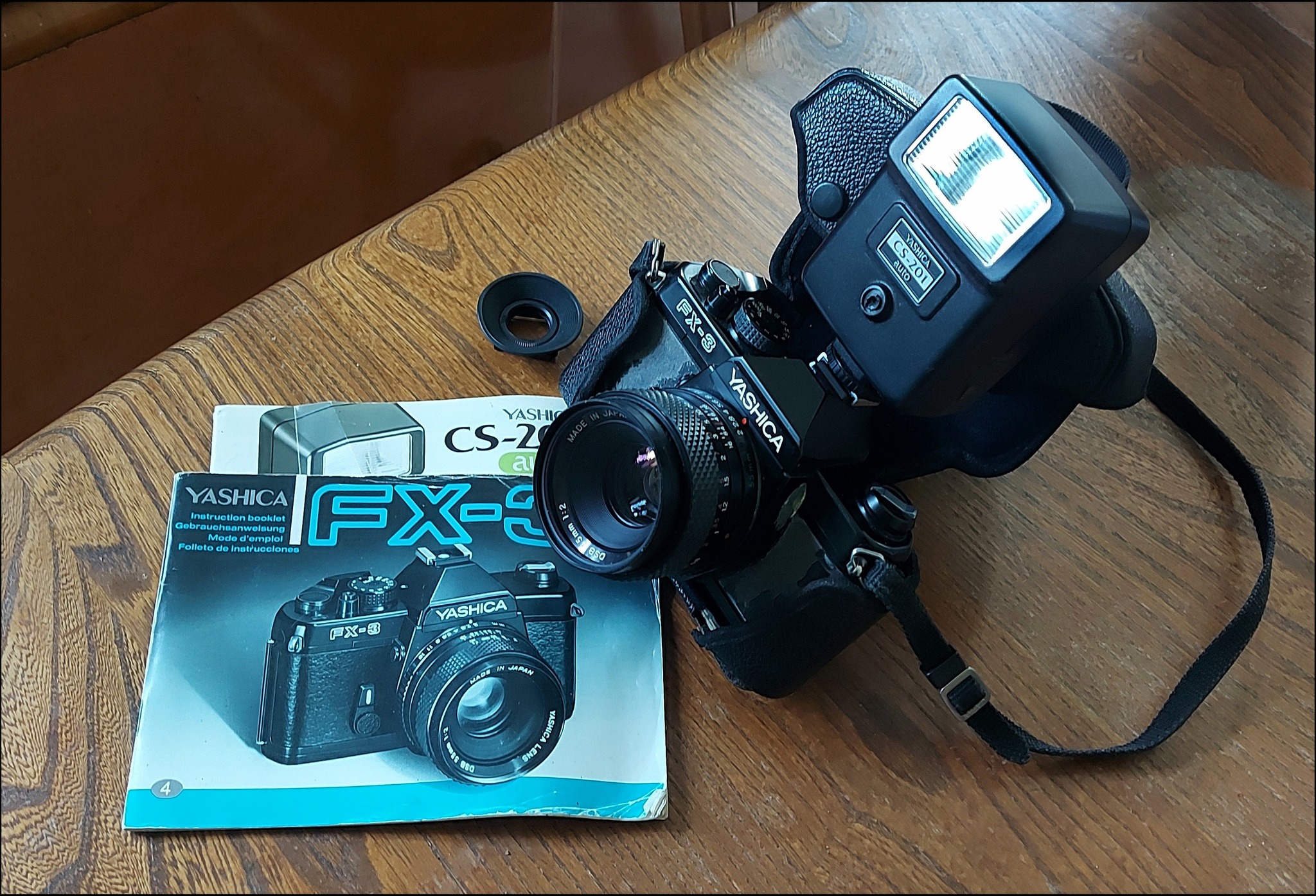 Restoring and using a vintage Praktica FX3 SLR camera from 1957