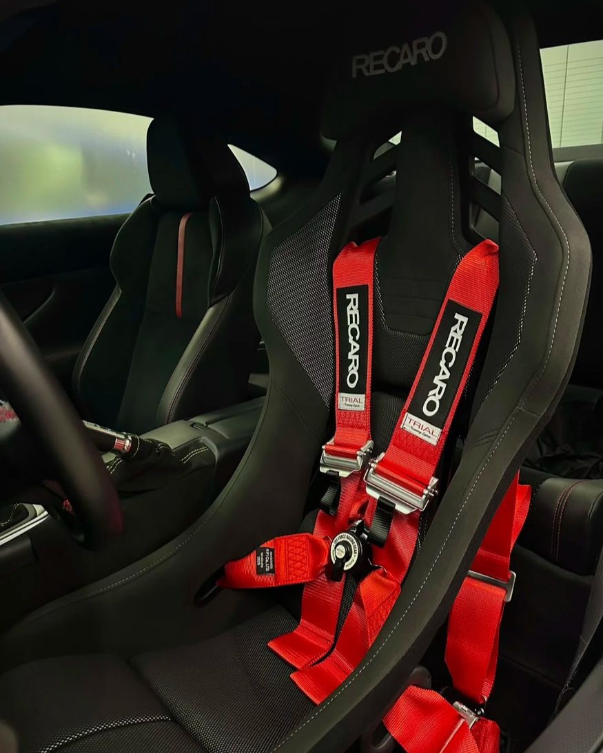 TOYOTA GR86 ZN8 Recaro RSS Fabric with... - Supreme Autolista | Facebook