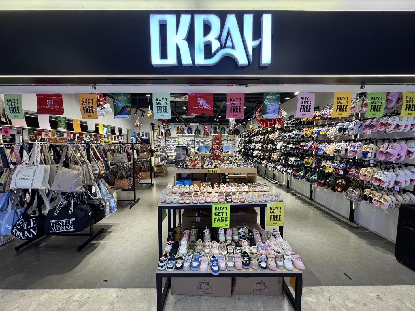 🌟 Kasut lawa, beg... - Centre Point Sabah Shopping Mall | Facebook