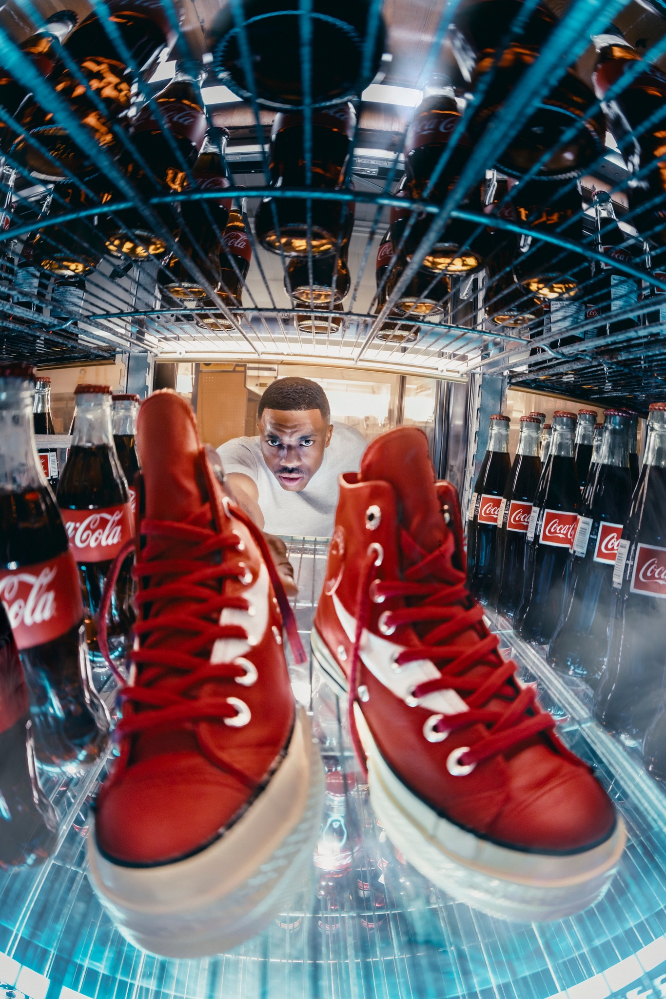 JUST DROPPED: The limited-edition Converse x Coca-Cola Chuck 70  display picture 1