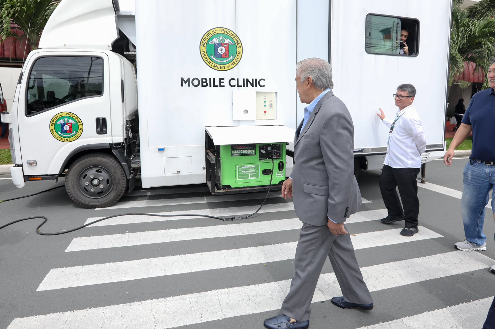 Daily - SENATE LAUNCHES MOBILE CLINIC FOR PUBLIC HEALTH SERVICES LOOK ...