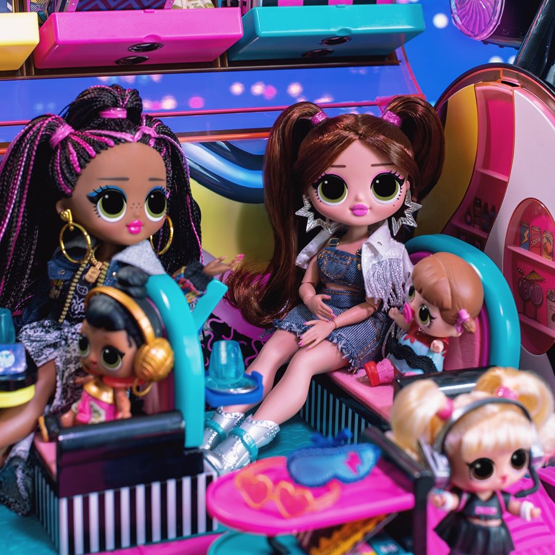 We're taking this party to the skies. ✈ The L.O.L. Surprise