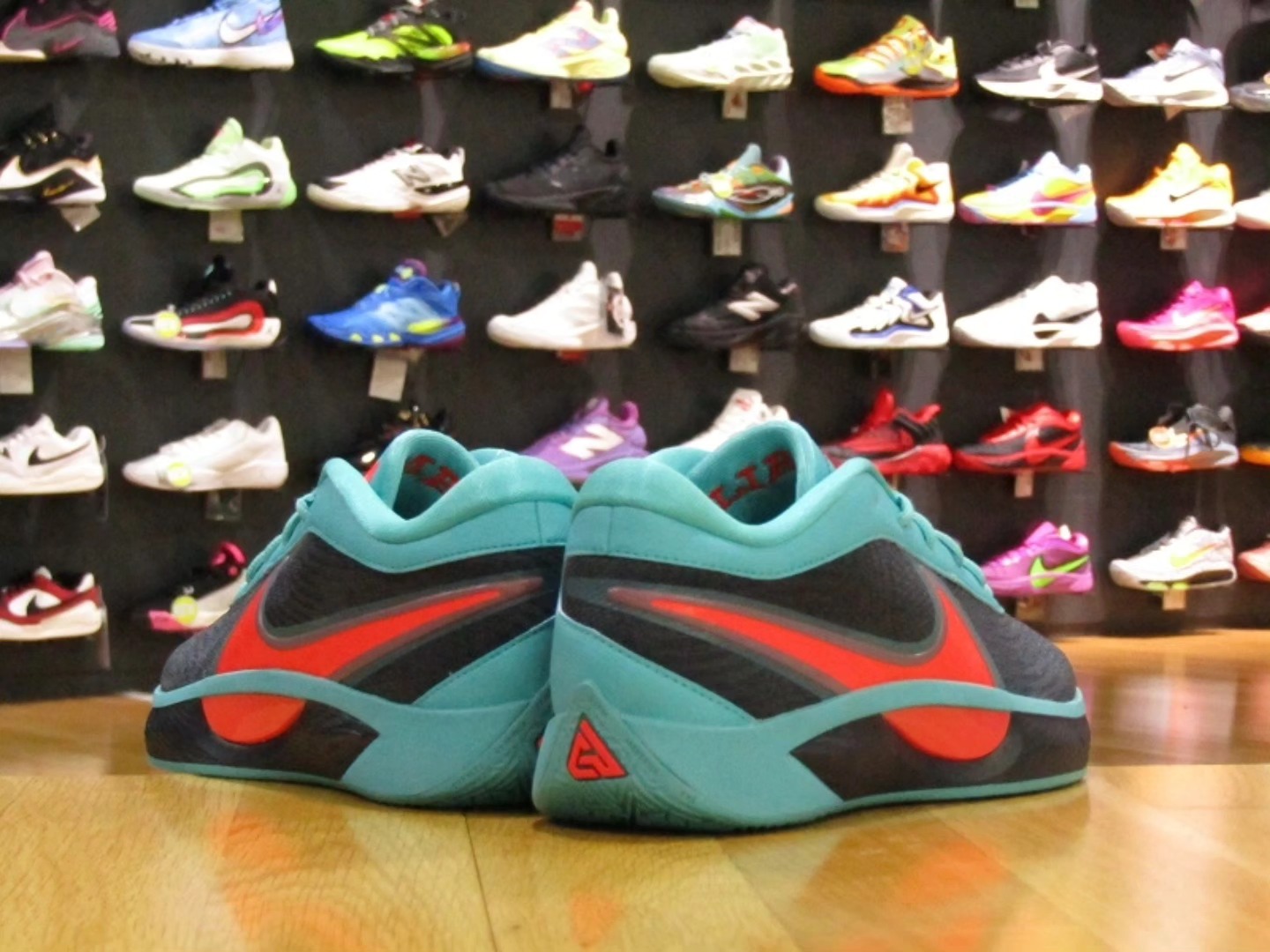 5/1(木)発売】⁡ ⁡⁡ NIKE GIANNIS FREAK 6 EP (FJ7807-300)⁡ Size:23.0 
