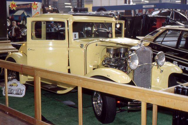 Street Rod & Custom Showtime