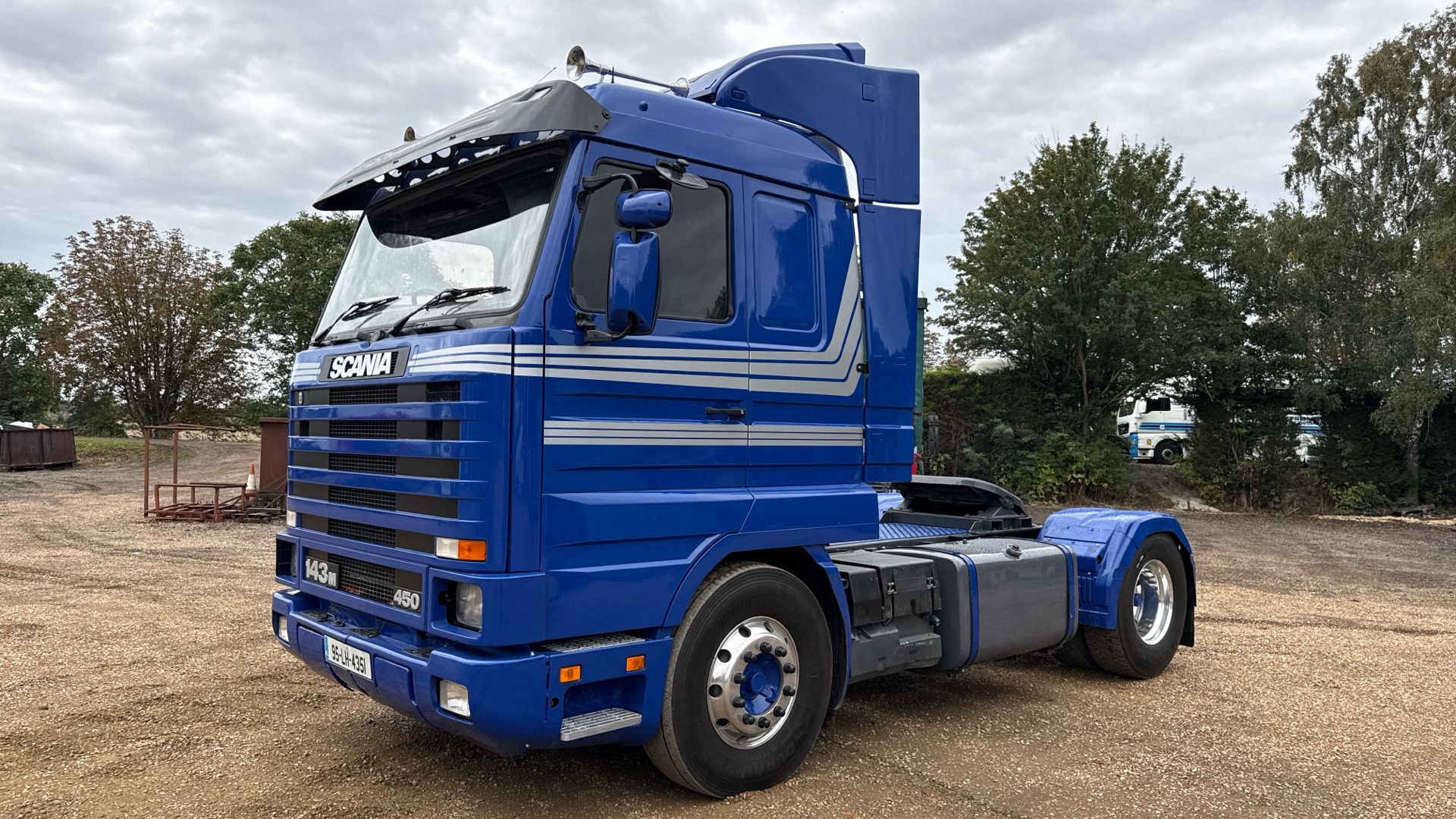 Commercial - 🚨 Auction Highlight 🚨 Take a look around this stunning1995 ...