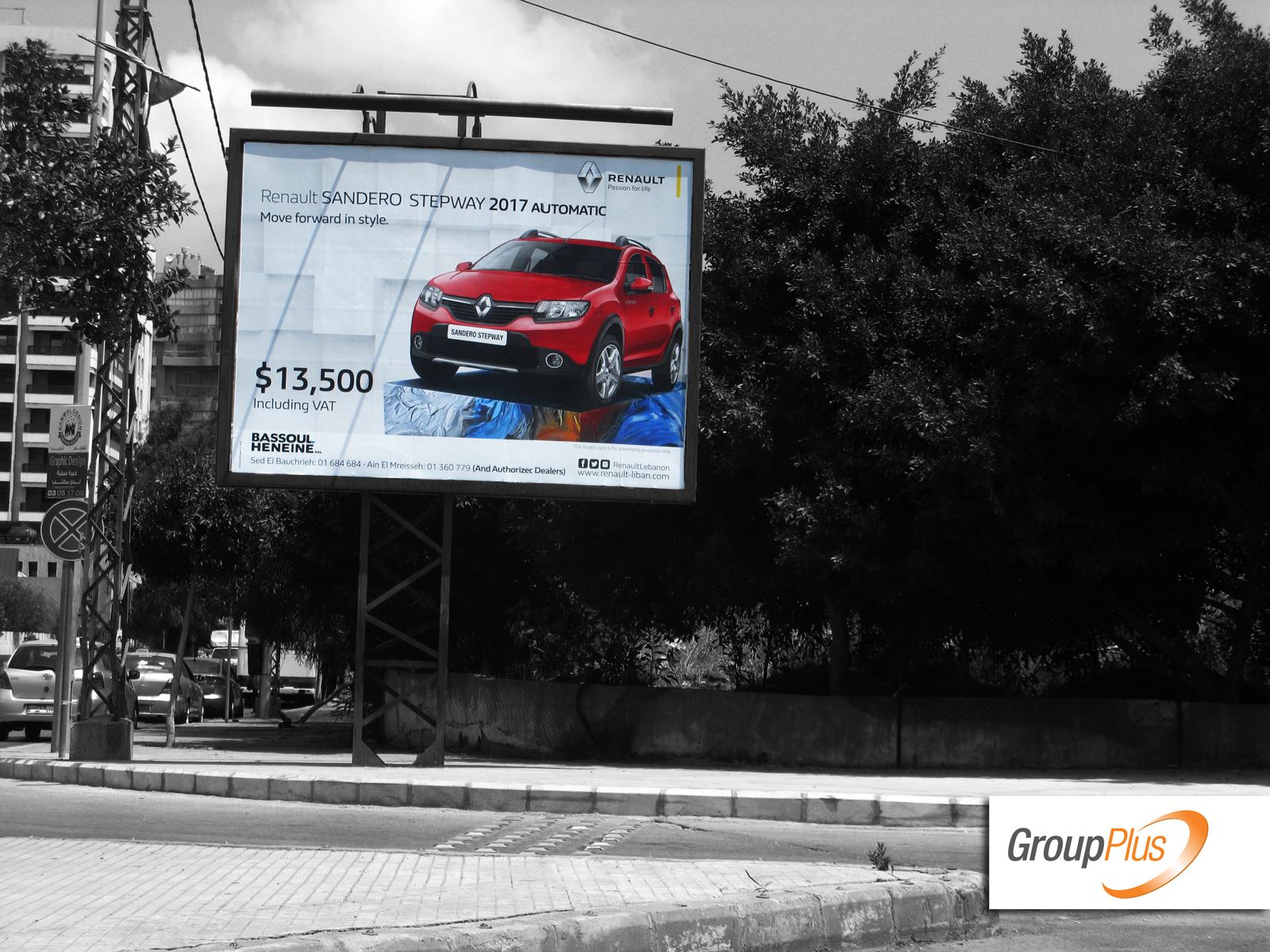 Group - Renault Ad - 4x3 Billboard Network | Facebook