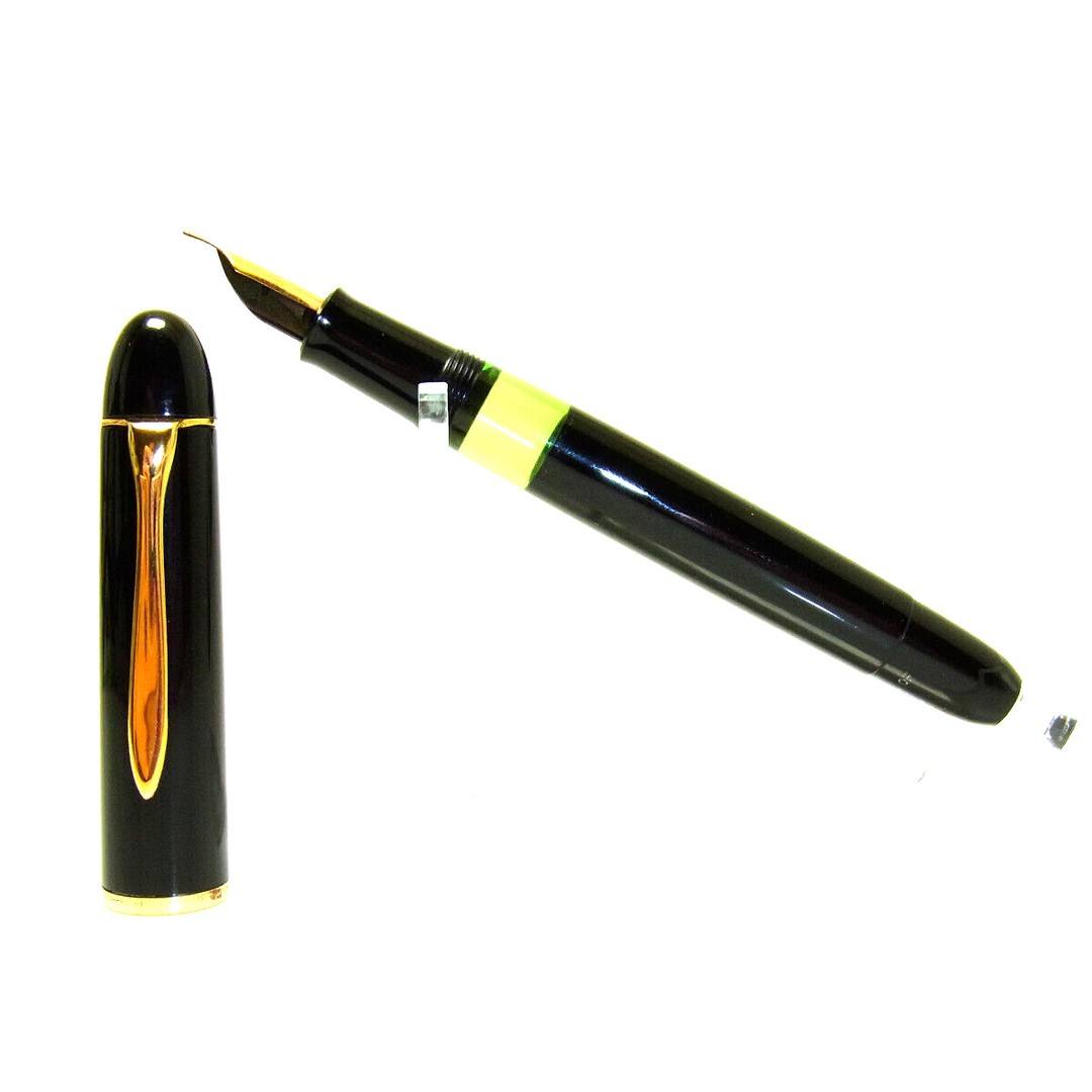 What is the value of a Pelikan pen with 14C 585 nib?