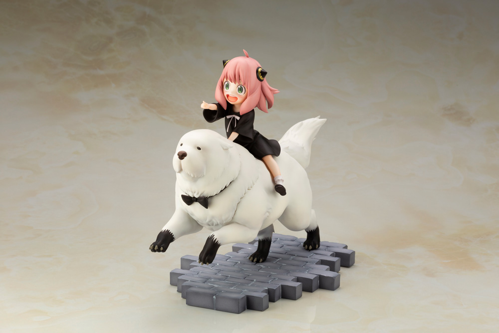 Anya & Bond Forger look absolutely adorable in this new Shibuya