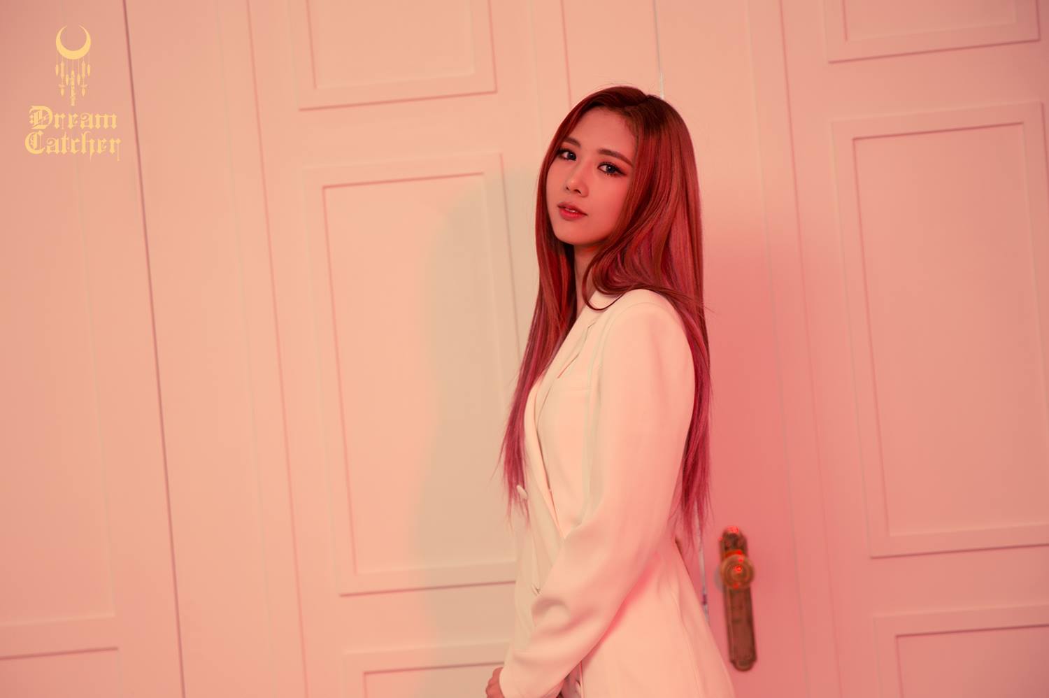 Dreamcatcher(드림캐쳐) 4th Mini Album [The End of Nightmare