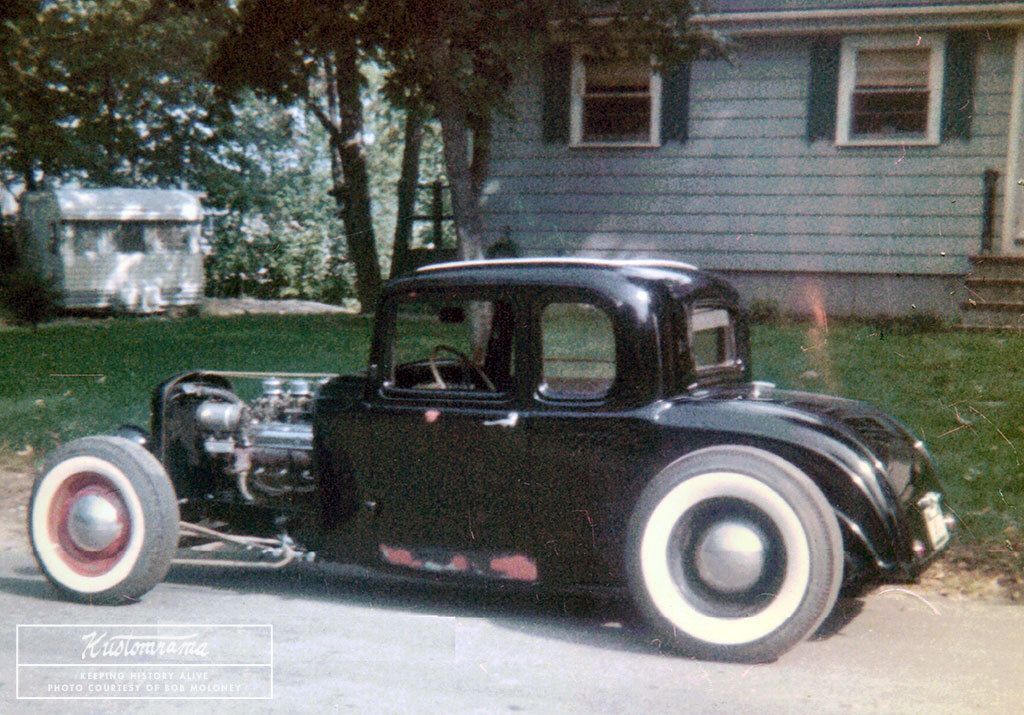 Kustomrama - Some hot rods live in garages. Bob Moloney’s 1932 Ford ...