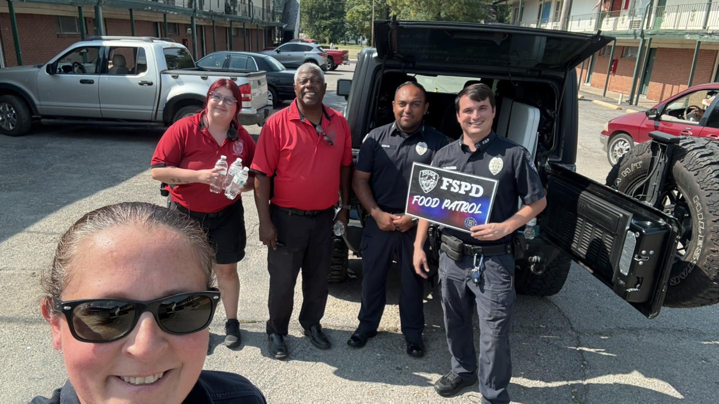 🍎🚔 Today, our FSPD Food... - Fort Smith Police Department | Facebook