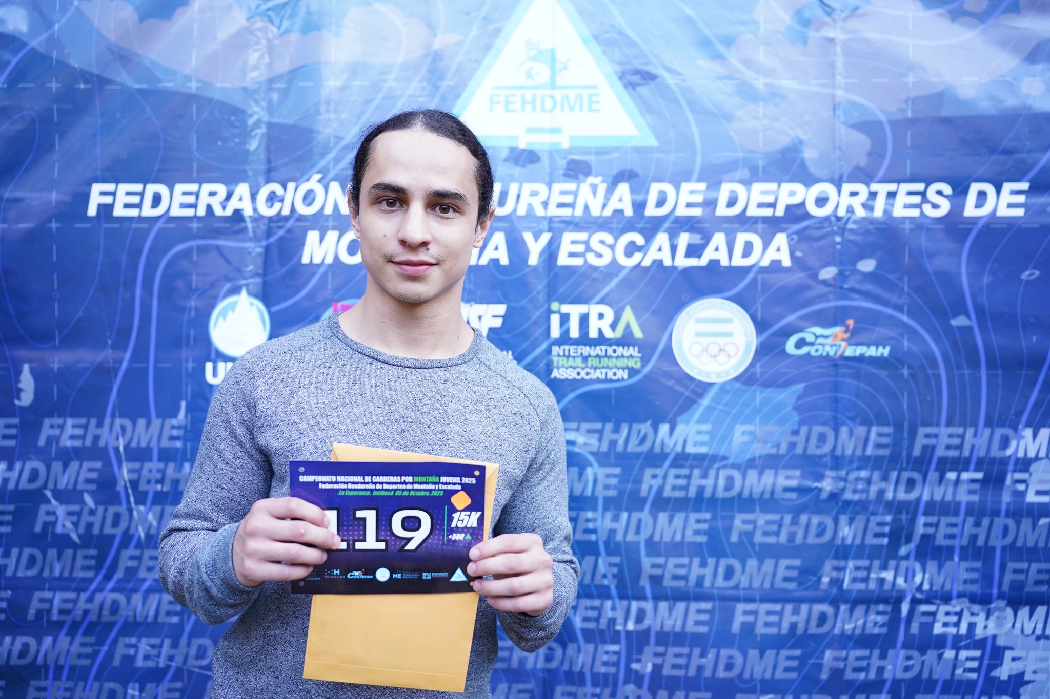 Fe... - Federación Hondureña de Deportes de Montaña y Escalada