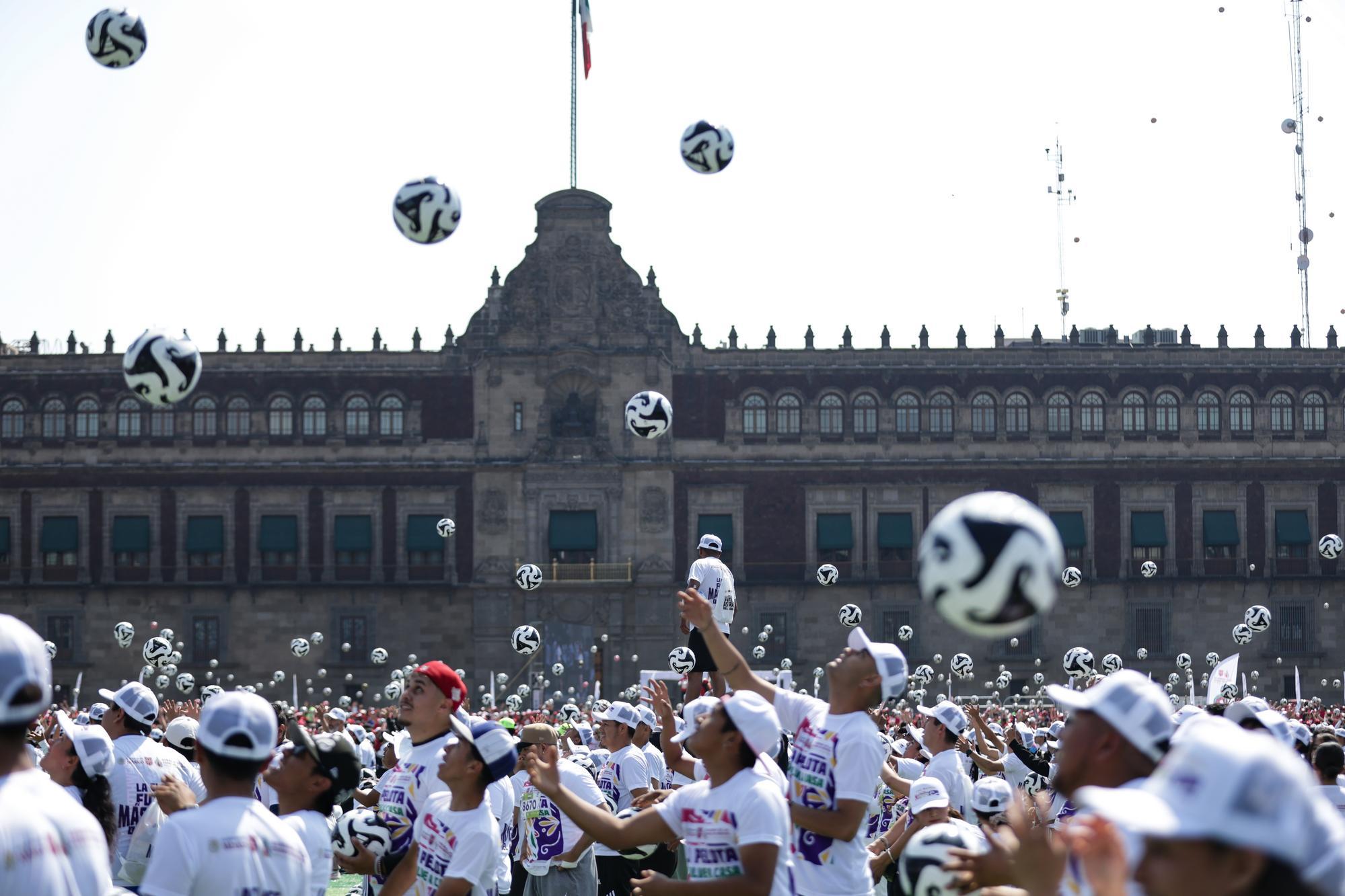 Mexico broke a Guinness World Record on Sunday by holding the