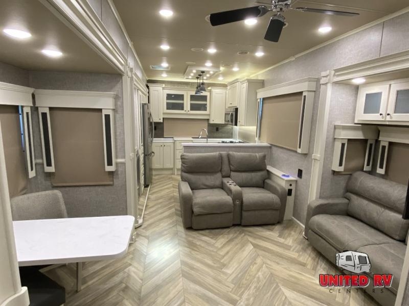 🚐 Explore the Great Outdoors with... - United RV Centers, Inc | Facebook
