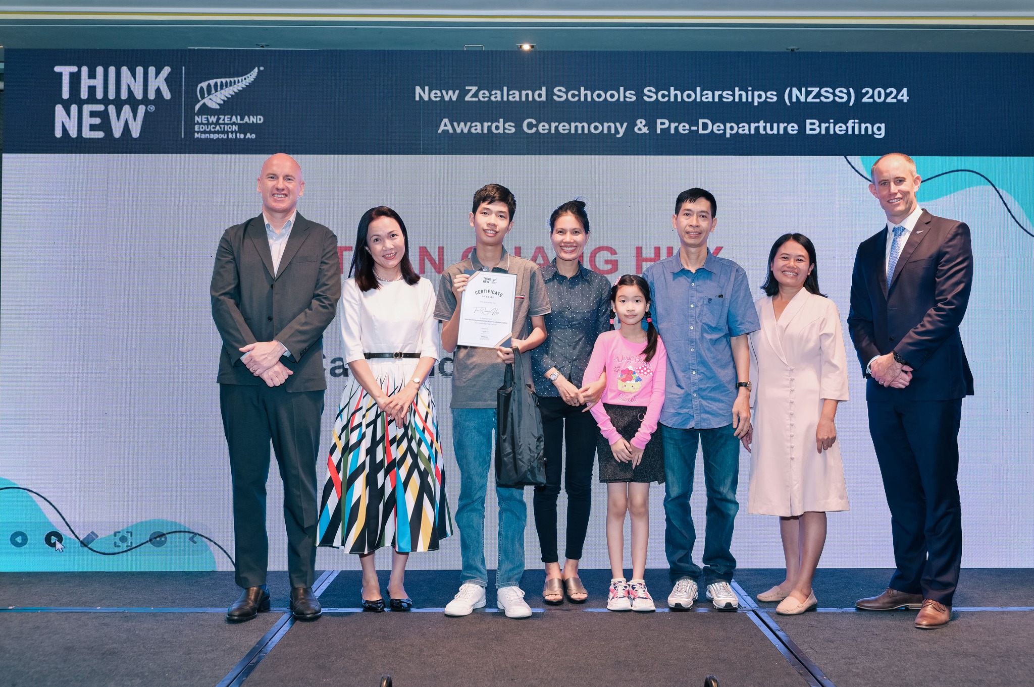 🔥 [HOT NEWS] HỌC BỔNG NZSS 2026 DỰ... - Du Học New Zealand | Facebook