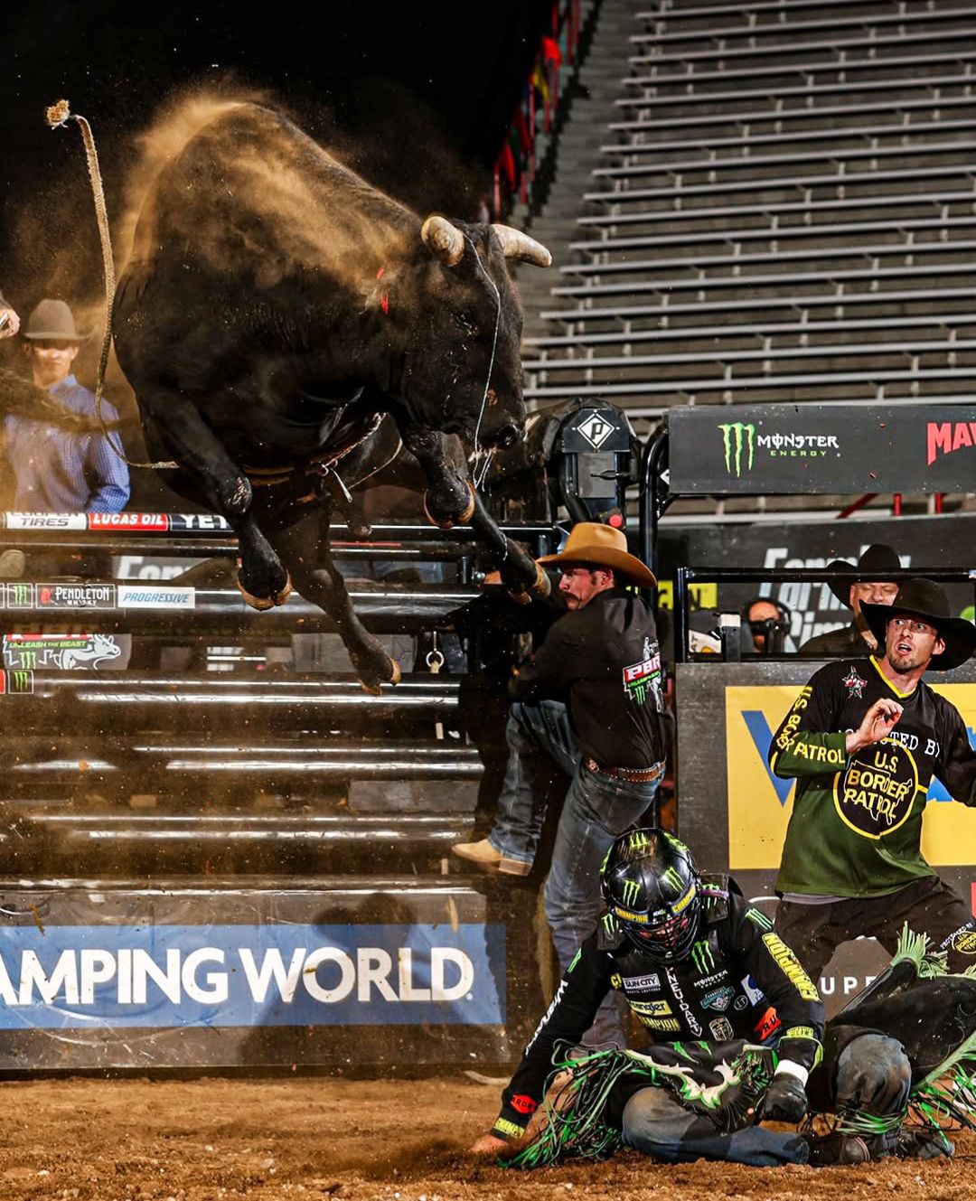 Rodeo News Broadcast - Amazing! 🤩 Great photograph! 📸 # ...