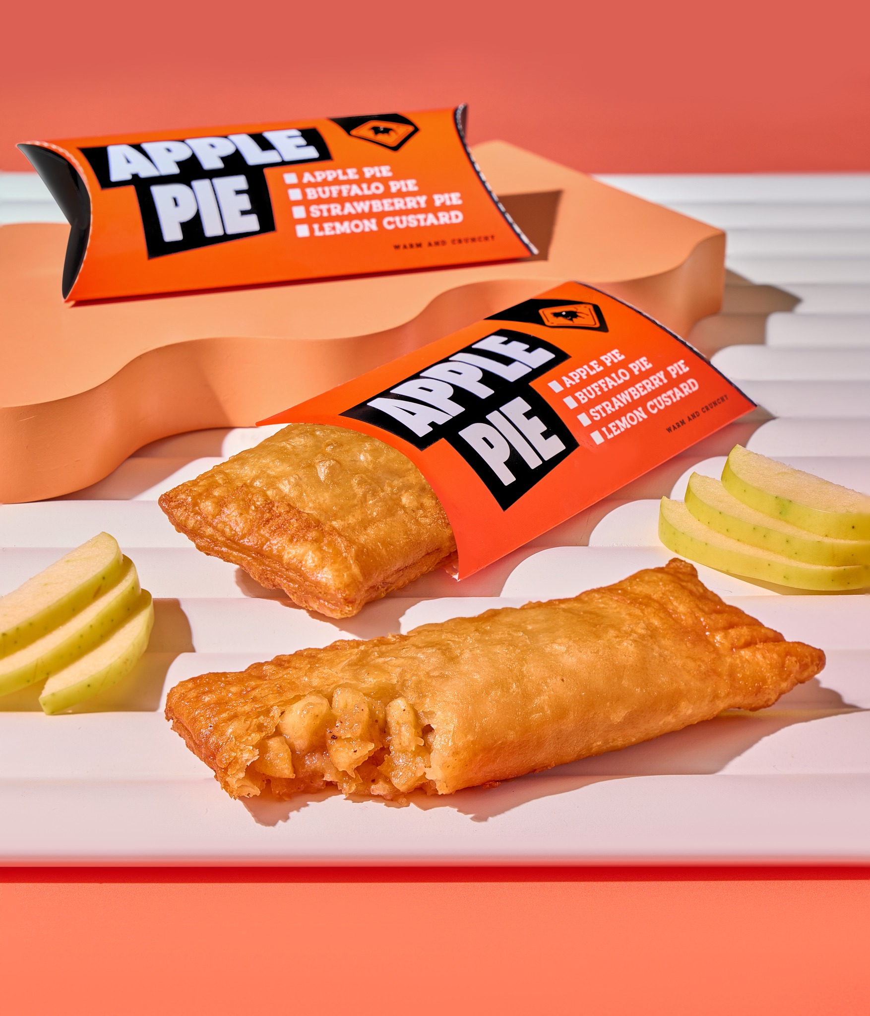 BUFFALO - أحلى حاجة تحلي بيها أكيد الـ Apple Pie من بافلو! سخنة ومقرمشة ...