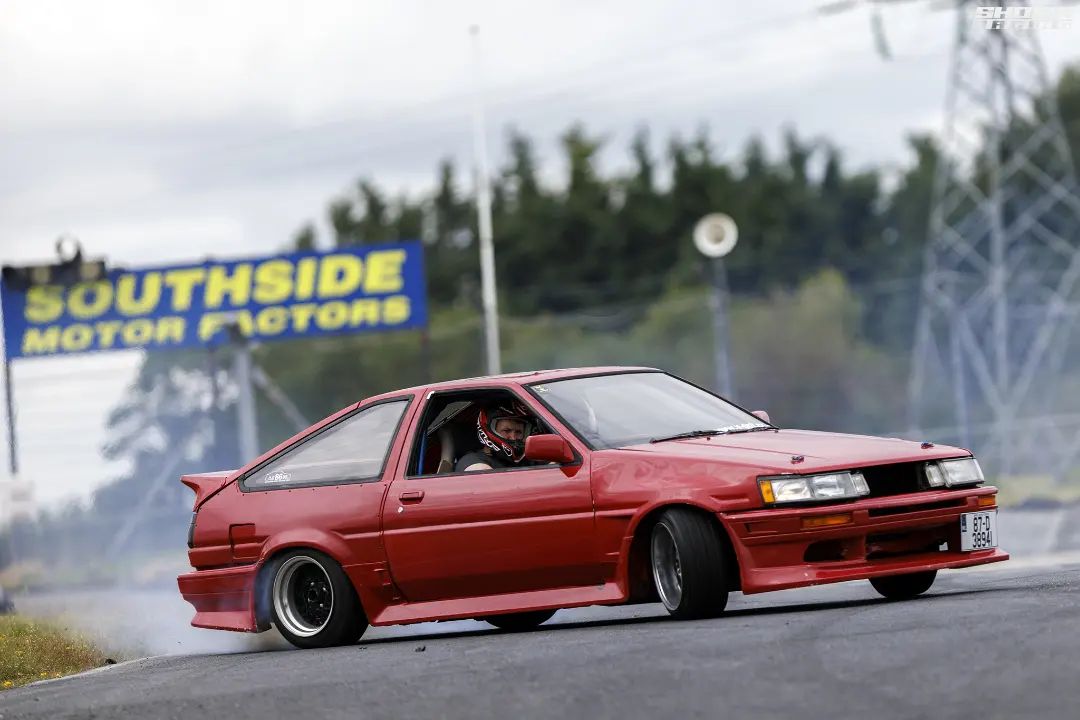 昭和 SHOWA RACING - JDM ICON vs SUPERCAR BATTLE Owner: Tag...