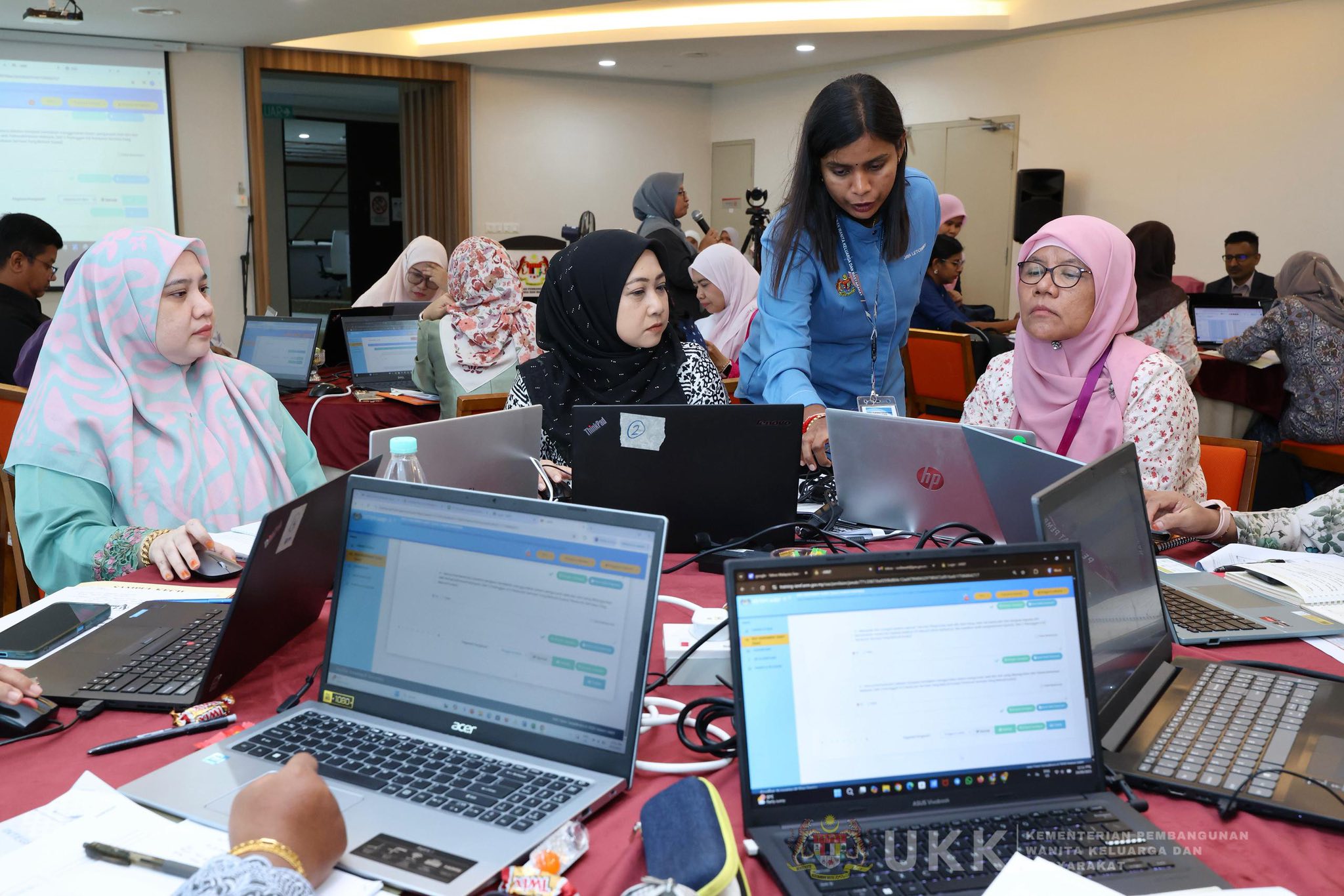 Bengkel Pelaksanaan Penilaian Kendiri Pengurusan Kewangan dalam Sistem ...