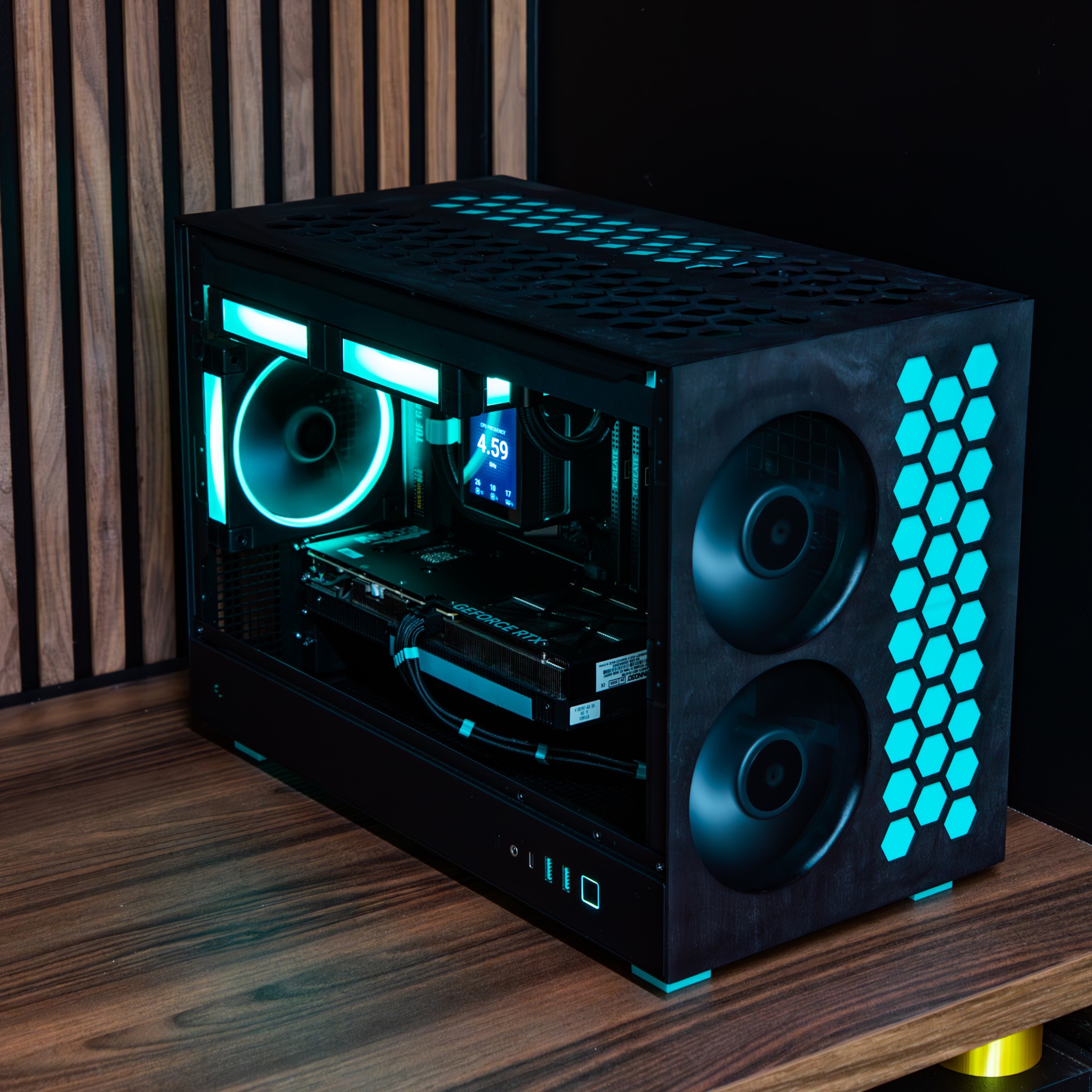 DeepCool - Me or an iPhone 17 Pro? Case: CH260 Fans: FL12 AIO: MYSTIQUE ...
