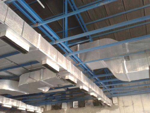 مراحل تركيب التكييف المركزي 1 مرحلة التصميم بعد الانتهاء من التصميم المعماري والإنشائي للمشروع المراد تكييفه يتم البدء في تصميم التكييف وتكون أول مرحلة واهم مرحلة من مراحل التصميم هي حساب الأحمال