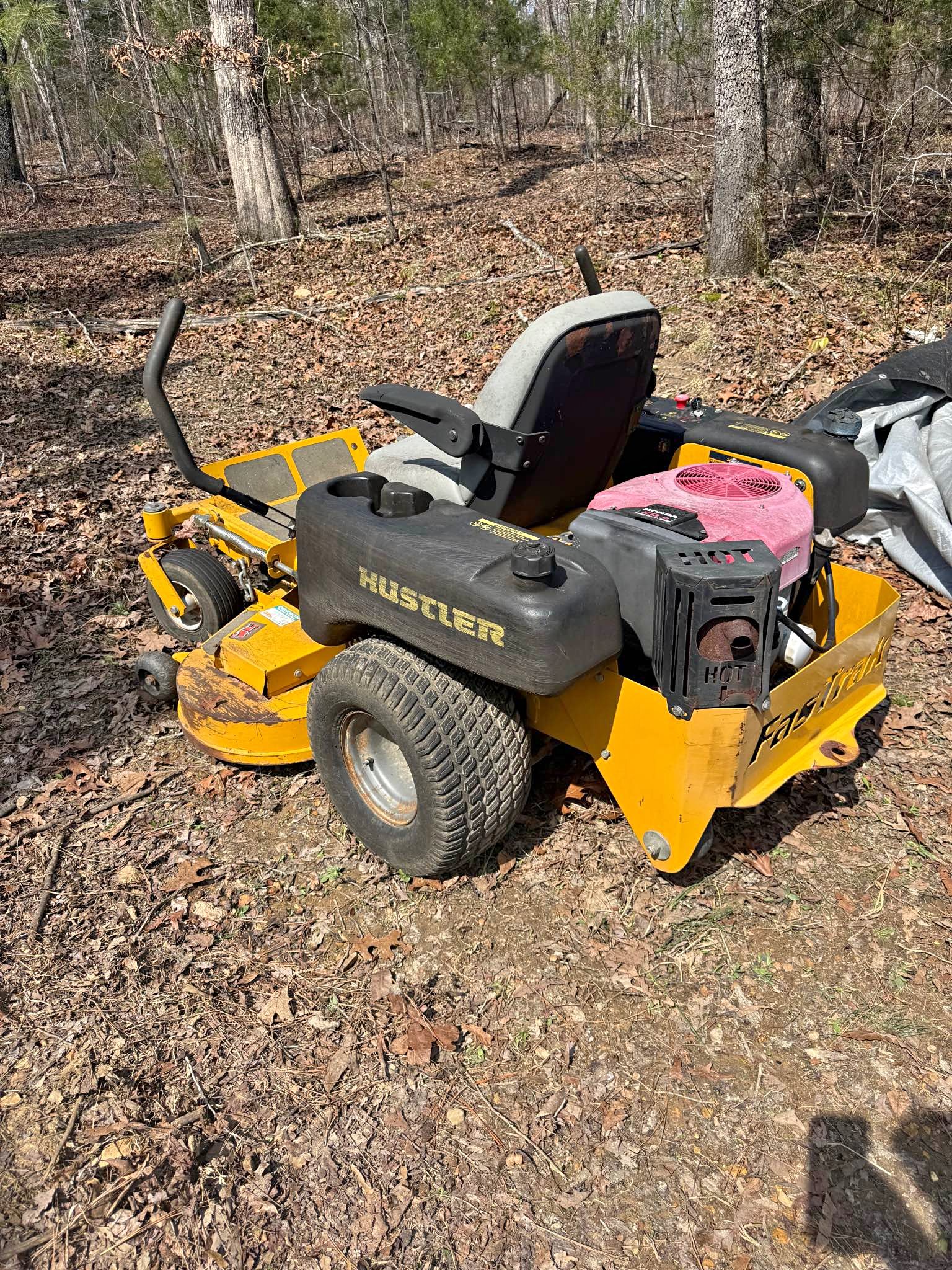 Hustler fastrack - Snow Blowers - Tennessee City, Tennessee | Facebook ...