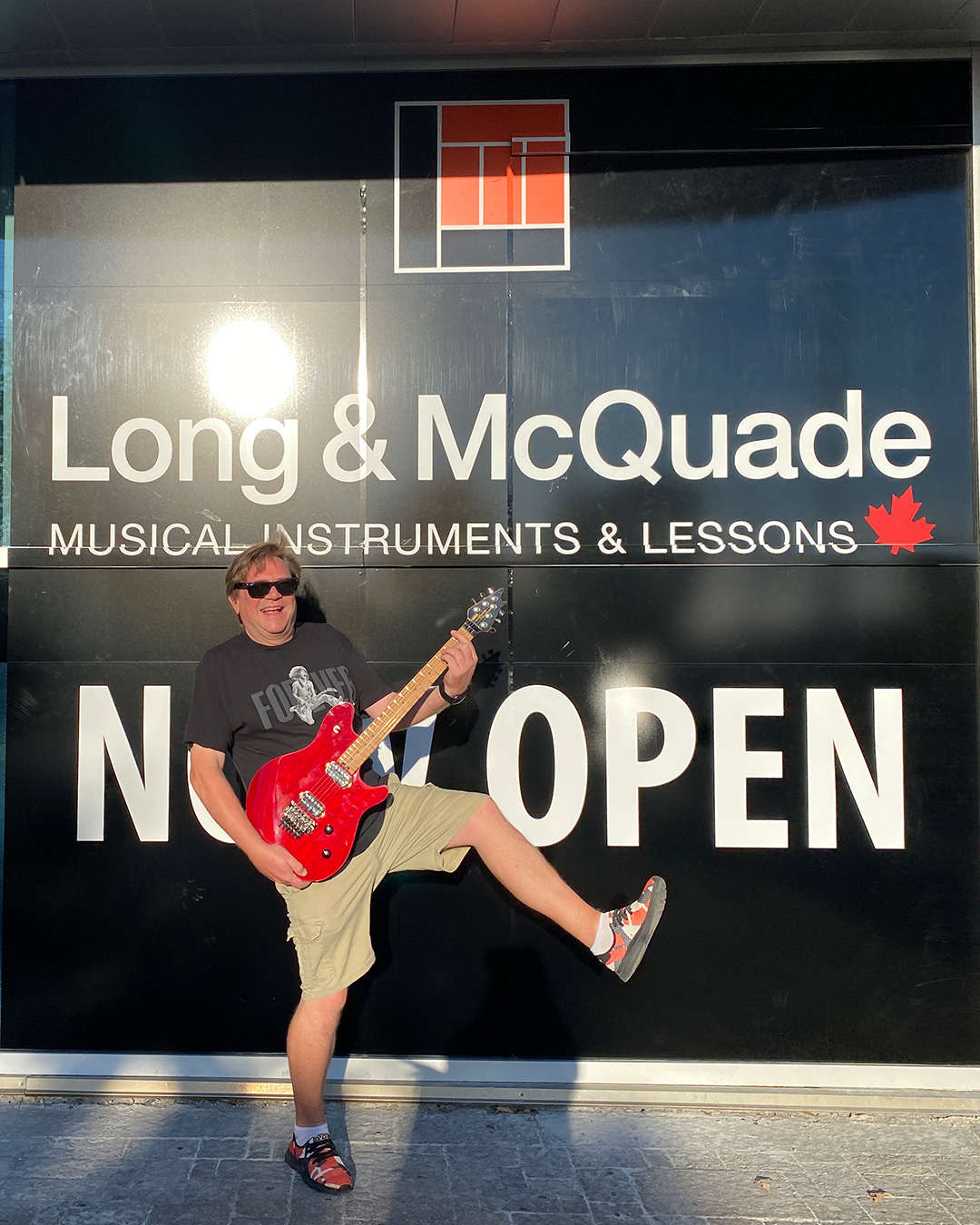 Long & McQuade Musical Instruments | Pickering ON