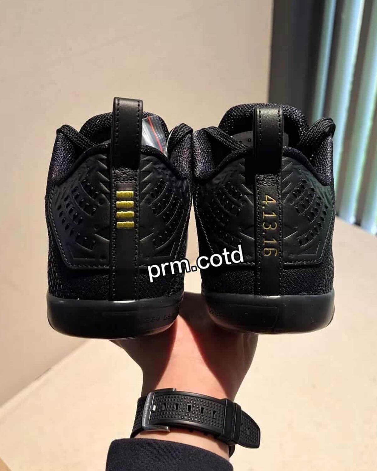 FIRST LOOK: Nike Kobe 11 Elite Protro “Fade To Black 