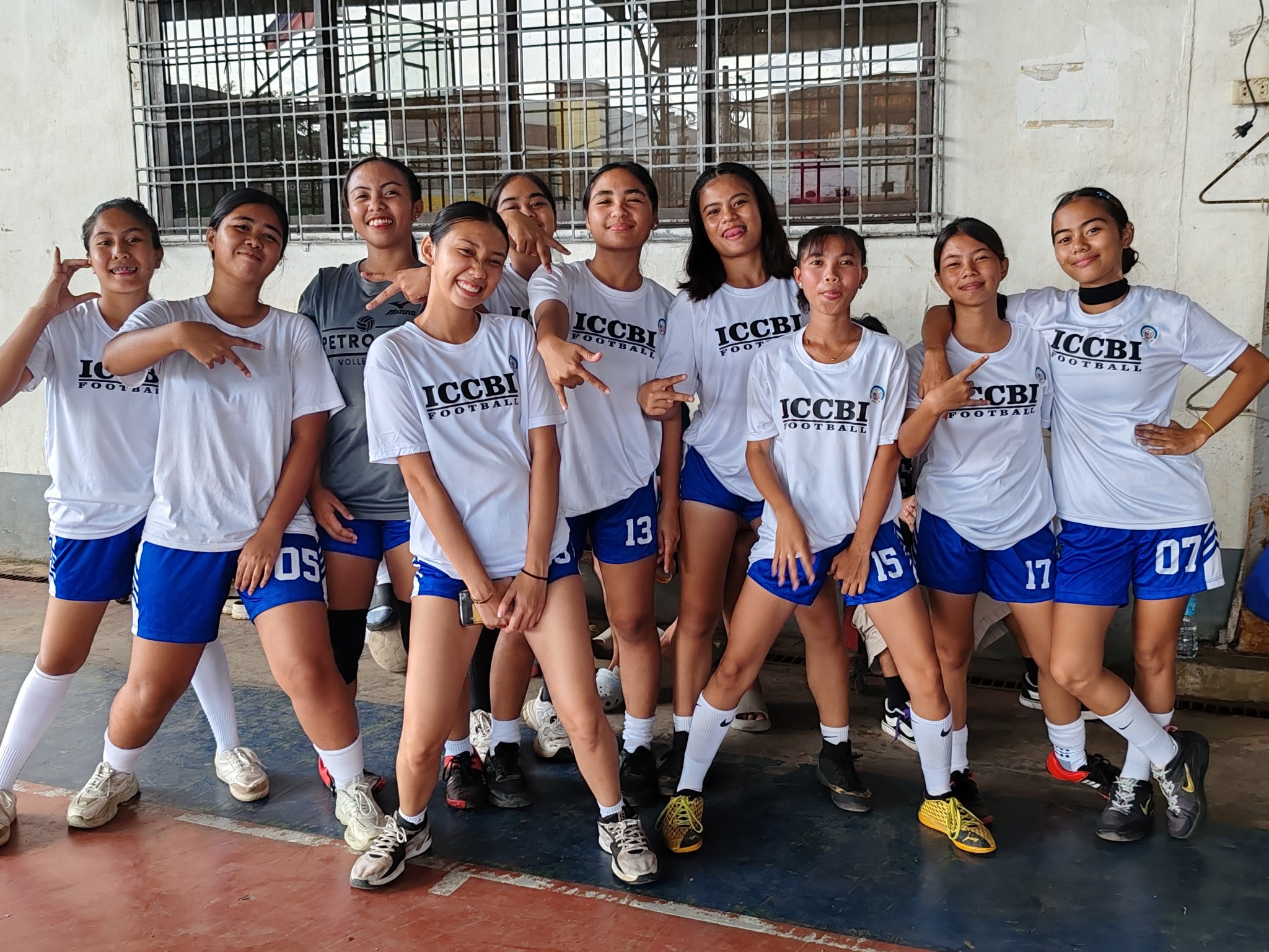 Batangueñong Maniniyot added a... - Batangueñong Maniniyot