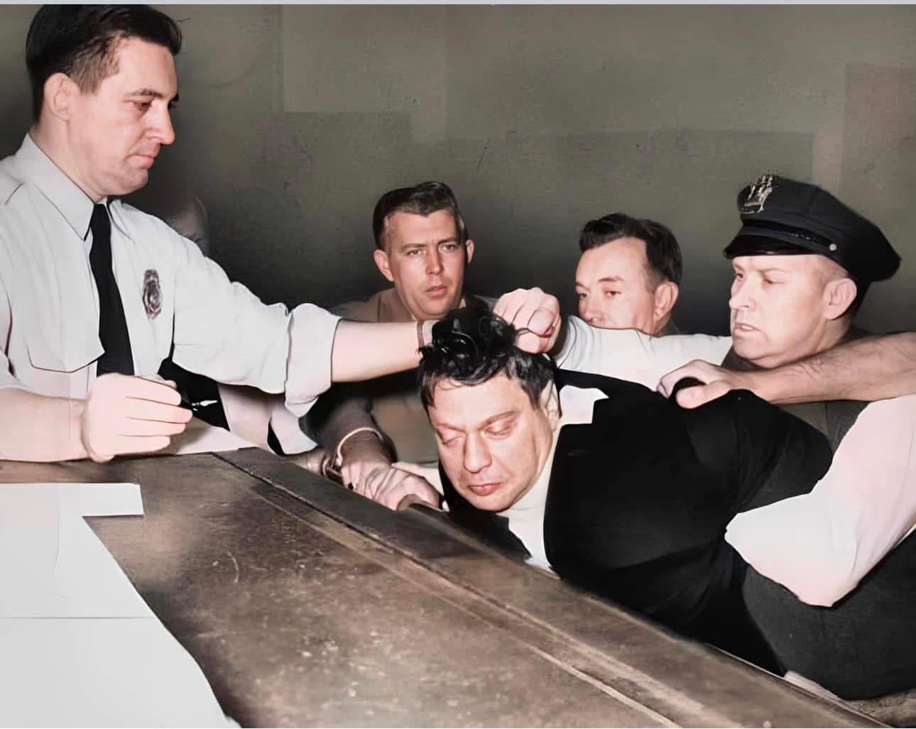 Mob-Mad: Daily Excerpts On Gangsters, Outlaws, & Criminal Organizations ...