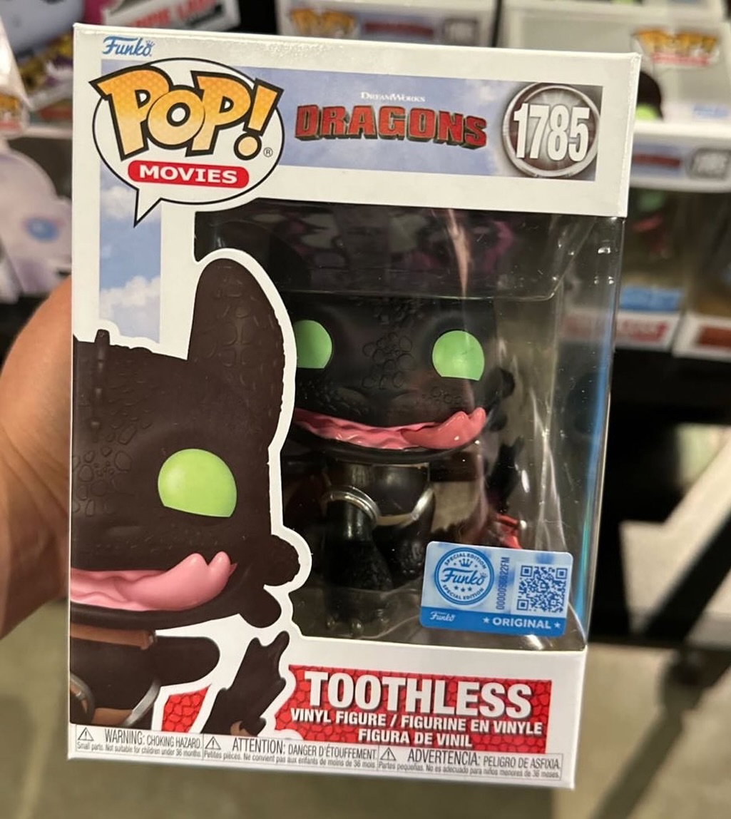 Funko - Target exclusive Toothless at Funko Hollywood! Street date for ...