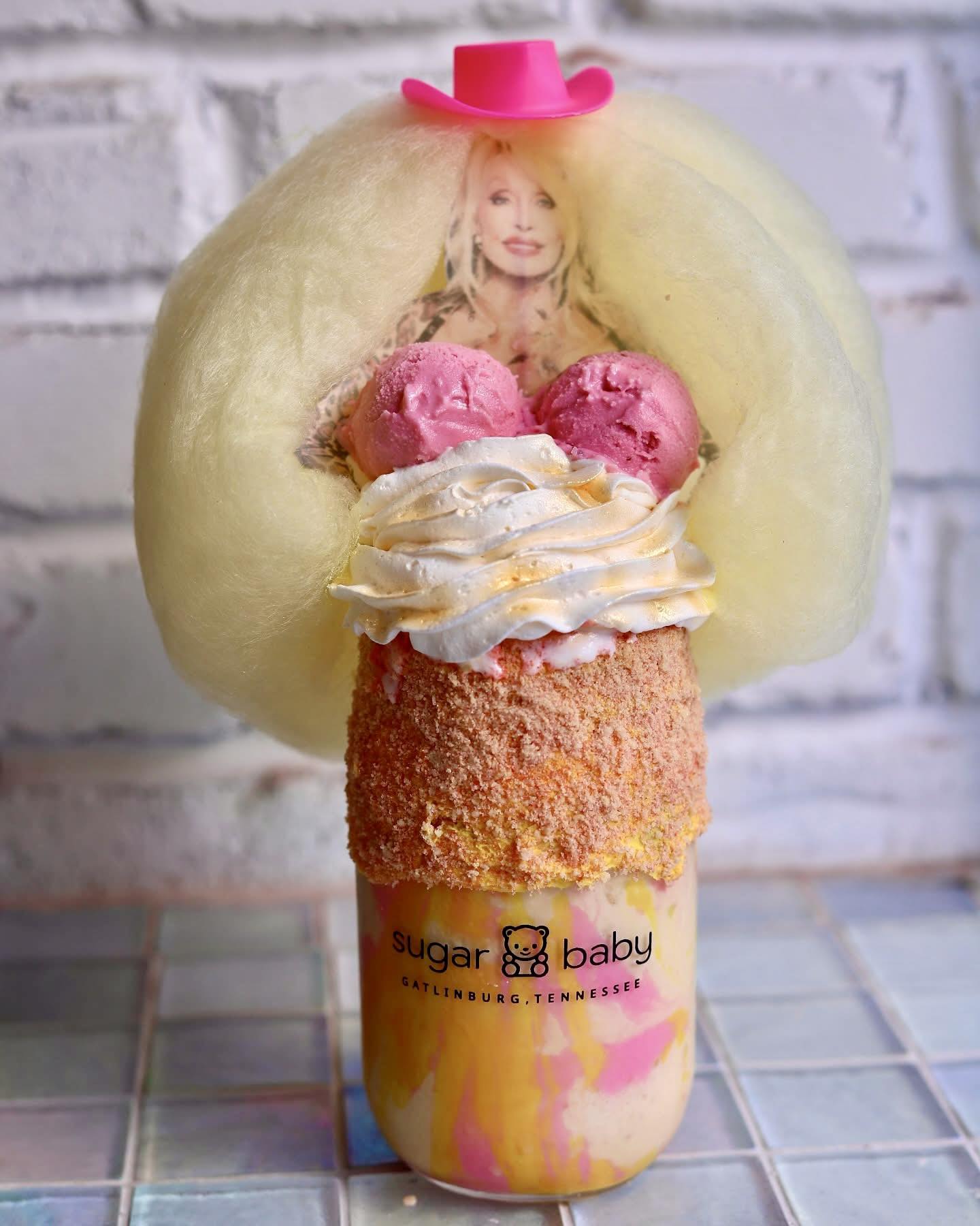 Dolly Shake at Sugar Baby in Gatlinburg 