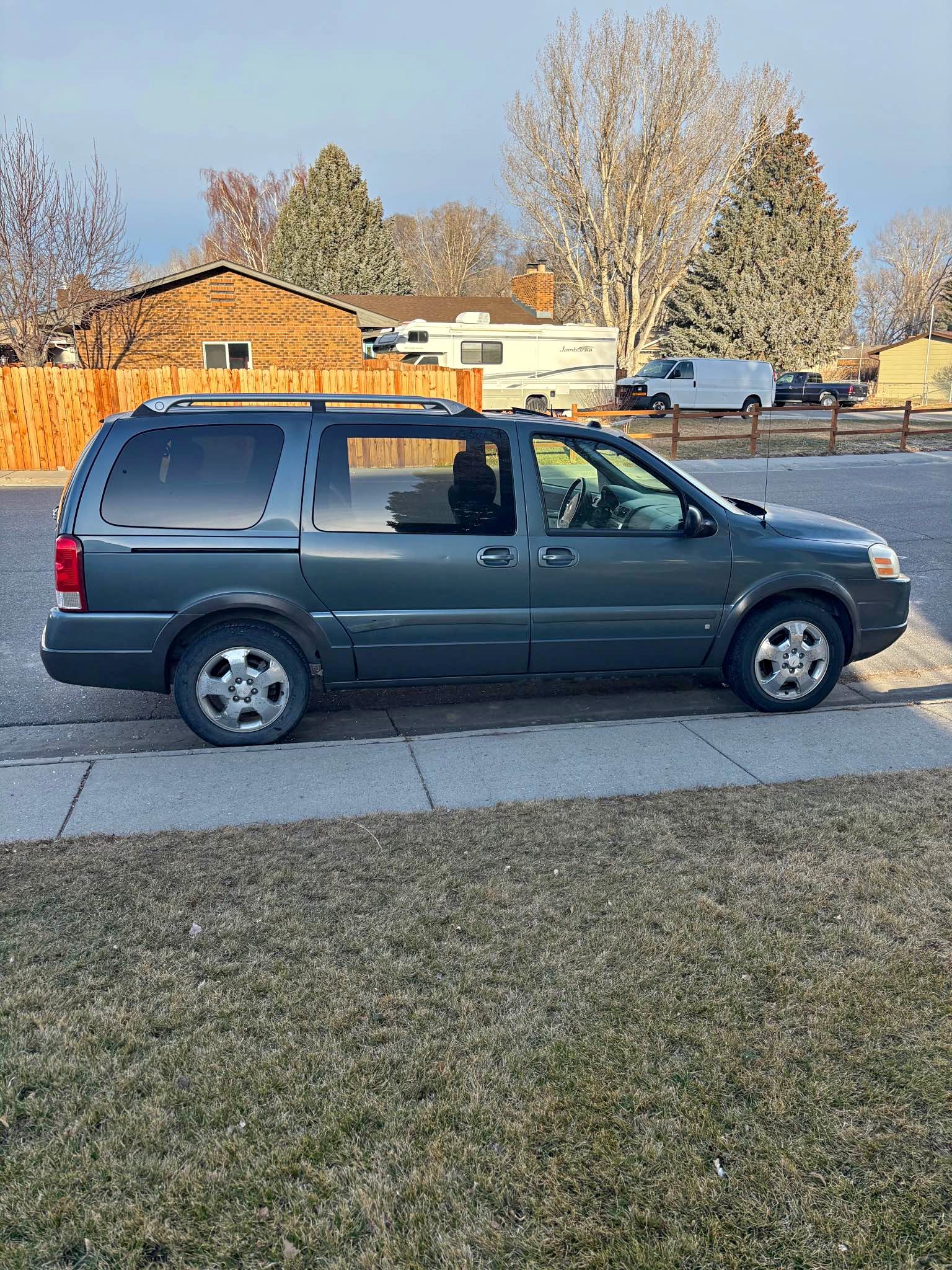 2006 Pontiac mini van - Cars & Trucks - Riverton, Wyoming | Facebook ...